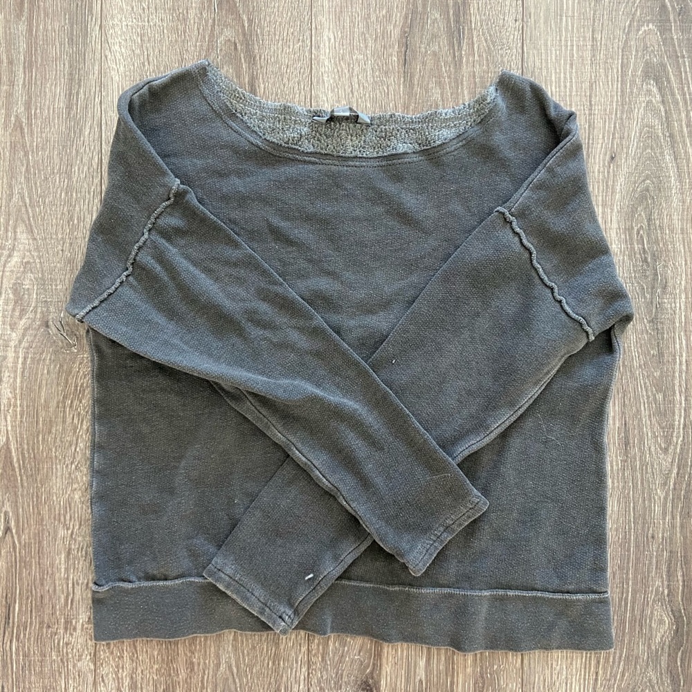 grey sweater
